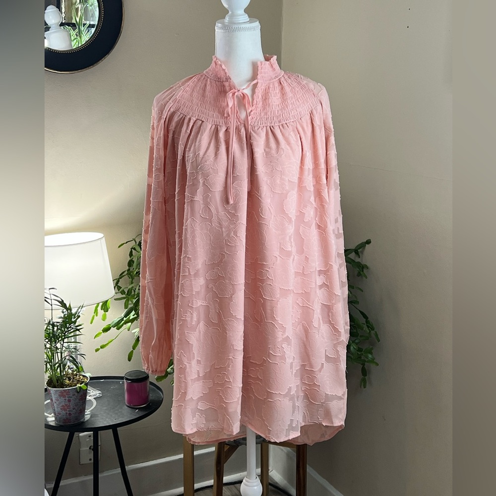 🌺 NWT Umgee Cherry Blossom Floral Textured High Neck Short Dress. Size small - Picture 3 of 5
